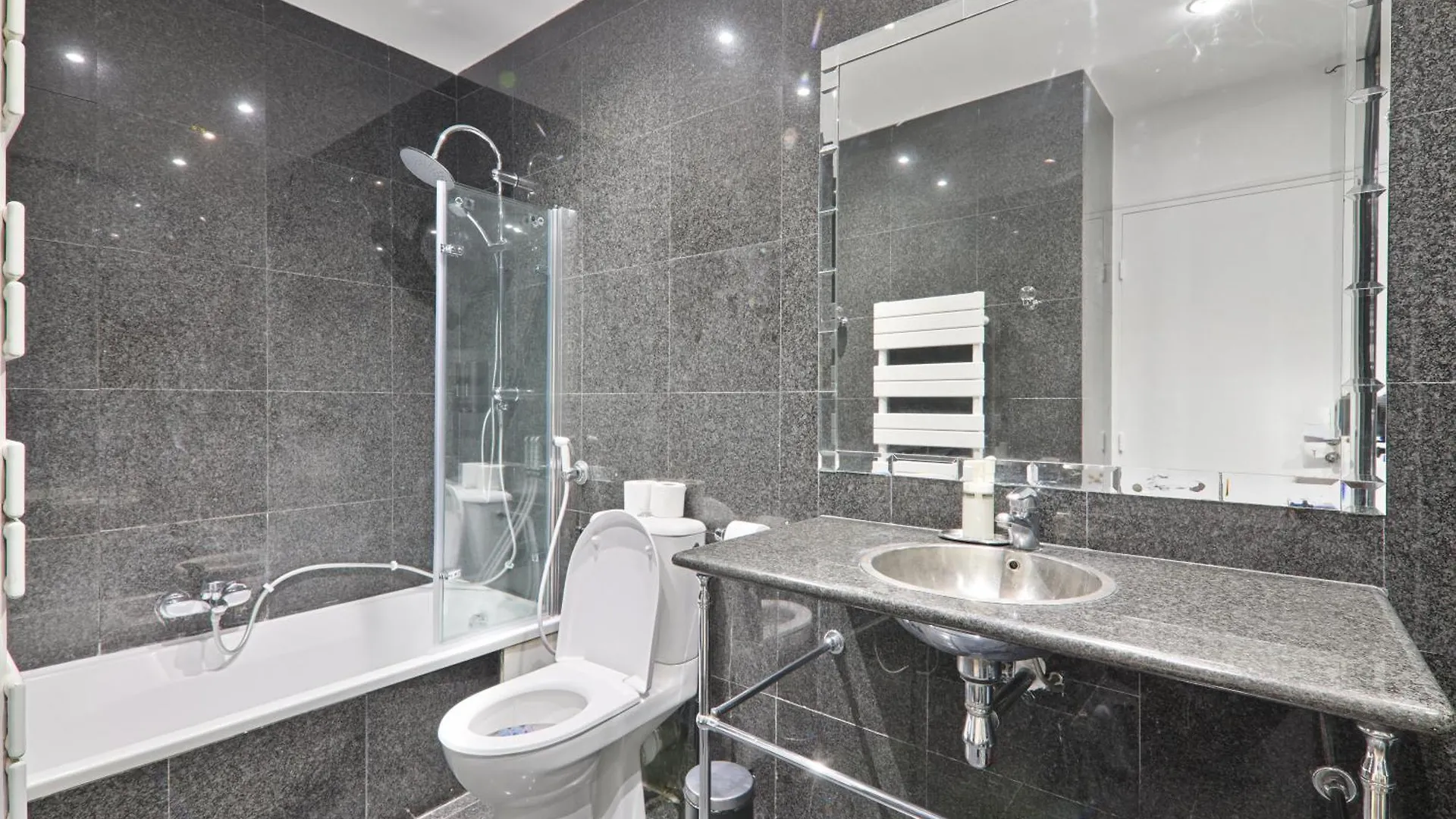 2 Bedroom Appartement Quartier Champs Elysees 3 Free Netflix 파리 0*,